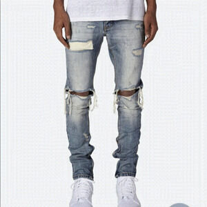 Mnml Slim Distressed Jeans Size 31